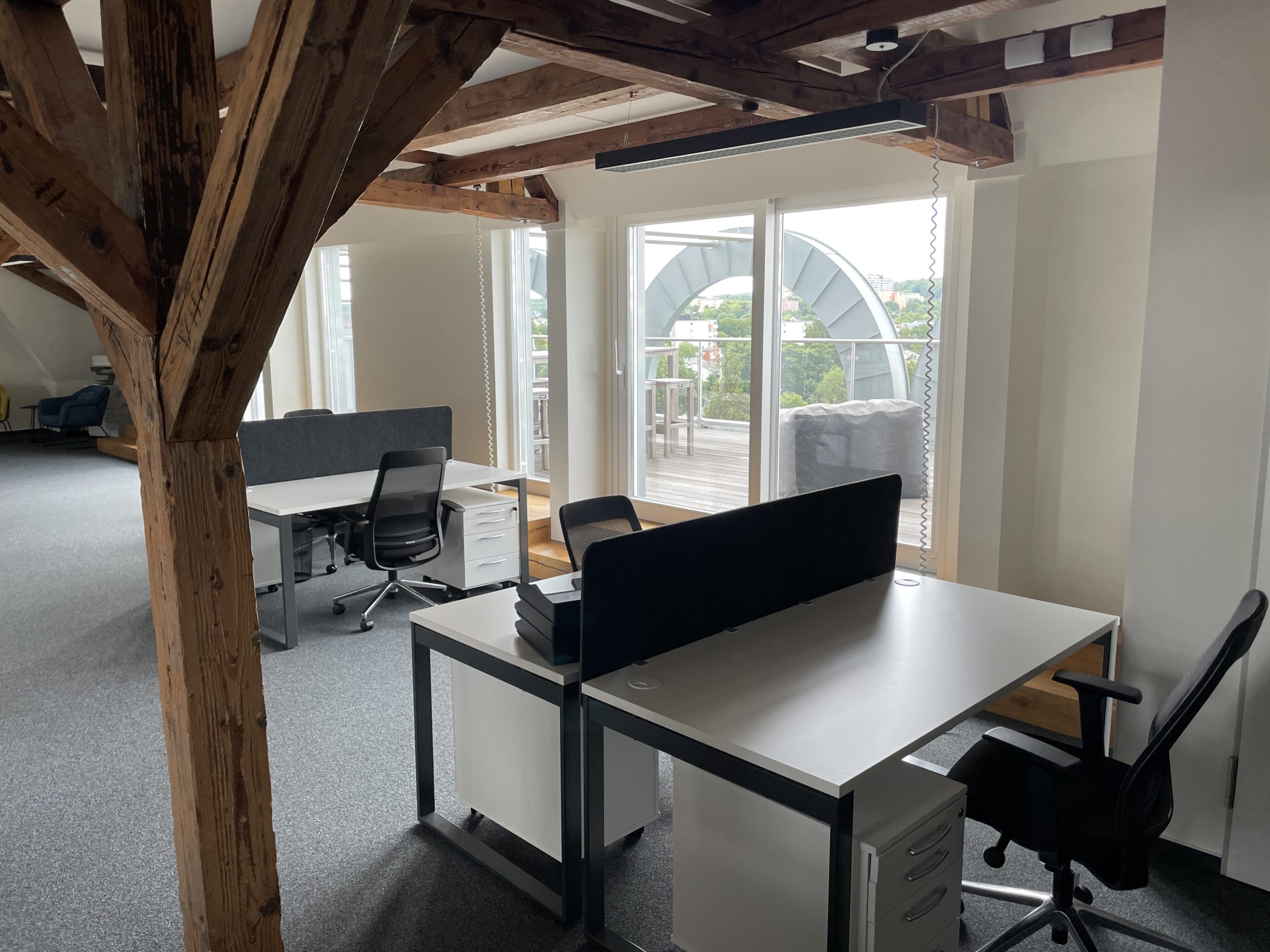 Arbeiten im Coworking Space, mit toller Aussicht.